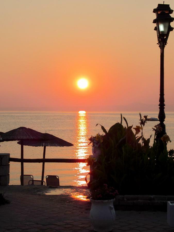 Voula Seaside Apartments Kallithea  Eksteriør bilde
